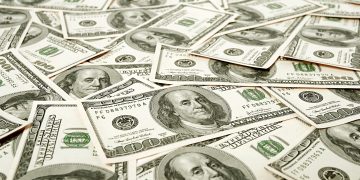 سعر الدولار مقابل الجنيه اليوم السبت 27-9-2025 بمنتصف التعاملات 7 الدولار، بنوك العاصمة