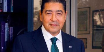 مجرد عطل مؤقت.. أول تعليق من هشام عز العرب على توقف خدمات «الموبايل بنكي» لـ CIB 4 التشكيل الجديد لمجلس إدارة البنك التجارى الدولى وتعيين هشام عز العرب رئيسا