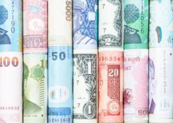 أسعار العملات اليوم الاثنين مقابل الجنيه المصري