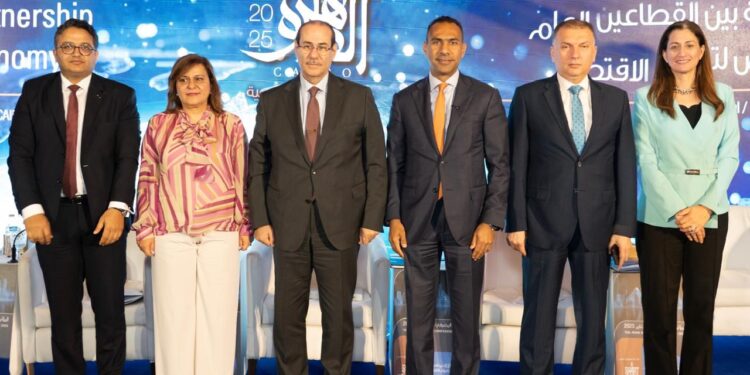 حرصًا على تعزيز الشراكات بين القطاعين العام والخاص.. بنك قناة السويس يشارك في المؤتمر المصرفي العربي لعام 2025