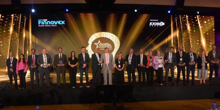 البنك الزراعي المصري يحصل على جائزة التميز في الخدمات المصرفية من قمة فينوفكس شمال أفريقيا 2025