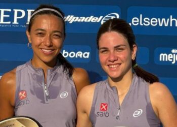 اللاعبتين مورا حكيم وليلى النمر