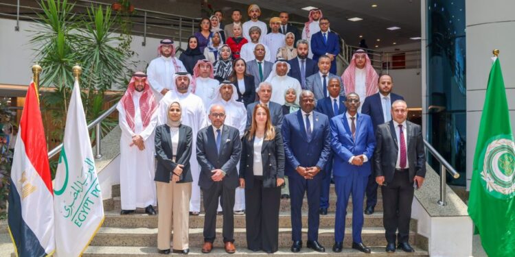  “رئيس البريد المصري” تترأس أعمال الاجتماع الـ47 للجنة العربية الدائمة للبريد بحضور أكثر من 30 مشاركًا من 14 دولة عربية