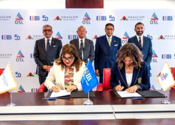 توقيع عقد تمويل بين شركة أو إس إل للمشاريع الترفيهية والبنك التجاري الدولي لتمويل مشروع تطوير عروض الصوت والضوء والمنطقة المخصصة للعرض بأهرامات الجيزة