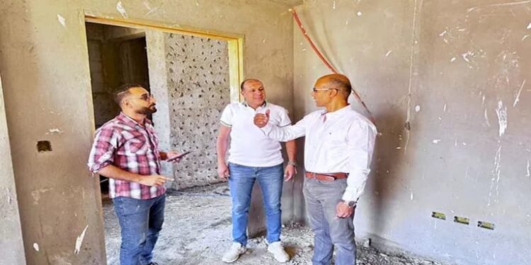 مصر تنفذ أول عمارة خضراء .. ورئيس الجهاز يكشف المميزات للحاجزين