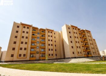 استجابة سريعة.. الإسكان تخفف معاناة الحجز الالكتروني لشقق الإسكان بفيديو مبسط