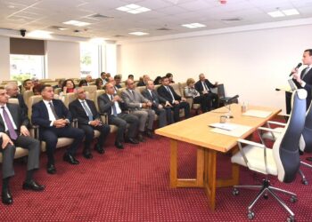 مصر تُصدّر تجربتها العمرانية للعالم.. مساعد وزير الإسكان يكشف رؤية شاملة أمام سفرائنا الجدد بالخارج 1 مصر تُصدّر تجربتها العمرانية للعالم.. مساعد وزير الإسكان يكشف رؤية شاملة أمام سفرائنا الجدد بالخارج