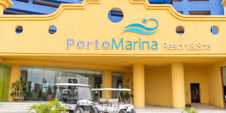 فندق بورتو مارينا يحصد شهادتي ISO 22000 وISO 140001… تأكيد عالمي على تميّزه في السلامة الغذائية وحماية البيئة