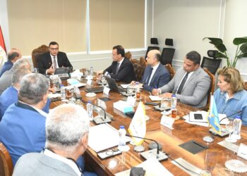 وزير الإسكان يشدد على الإسراع بتنفيذ حدائق تلال الفسطاط وتقديم تقارير يومية 2 وزير الإسكان يشدد على الإسراع بتنفيذ حدائق تلال الفسطاط وتقديم تقارير يومية