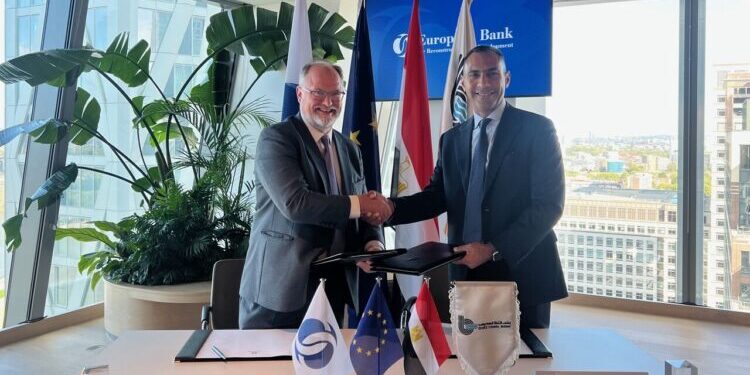 إطلاق أول حزمة تمويل مشتركة مع بنك قناة السويس لتعزيز الاستدامة والتجارة بقيمة 50 مليون دولار 1 إطلاق أول حزمة تمويل مشتركة مع بنك قناة السويس لتعزيز الاستدامة والتجارة بقيمة 50 مليون دولار