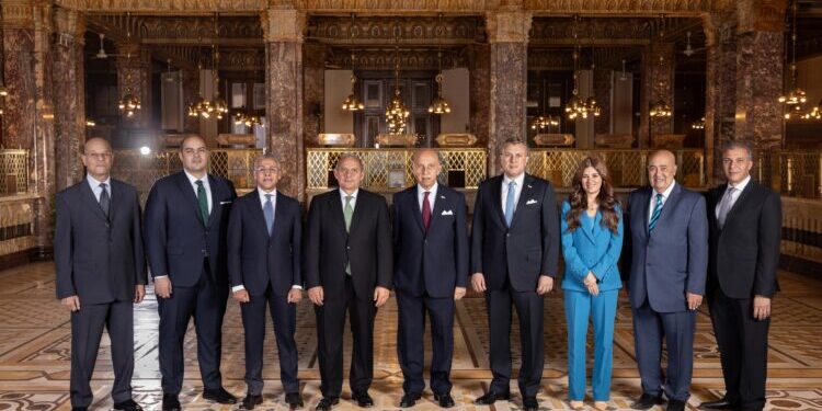 مناصب فخرية وجوائز عالمية لبنك مصر تدعم استراتيجياته للتوسع والخدمات المبتكرة 1 مناصب فخرية وجوائز عالمية لبنك مصر تدعم استراتيجياته للتوسع والخدمات المبتكرة