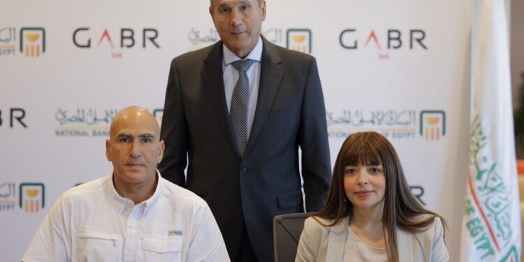 استكمالأً لمساهماته في الحفاظ على البيئة….. البنك الأهلي المصري يوقع بروتوكول تعاون مع شركة جبرتك للأنشطة البحرية والبيئية