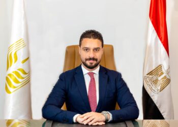 سراج عبد الفتاح رئيس مجموعة تطوير الأعمال والمبيعات: البنك الزراعي المصري يستهدف زيادة حصته السوقية بالتركيز على التجزئة المصرفية والتوسع في القاهرة الكبرى والمحافظات 2 سراج عبد الفتاح رئيس مجموعة تطوير الأعمال والمبيعات: البنك الزراعي المصري يستهدف زيادة حصته السوقية بالتركيز على التجزئة المصرفية والتوسع في القاهرة الكبرى والمحافظات