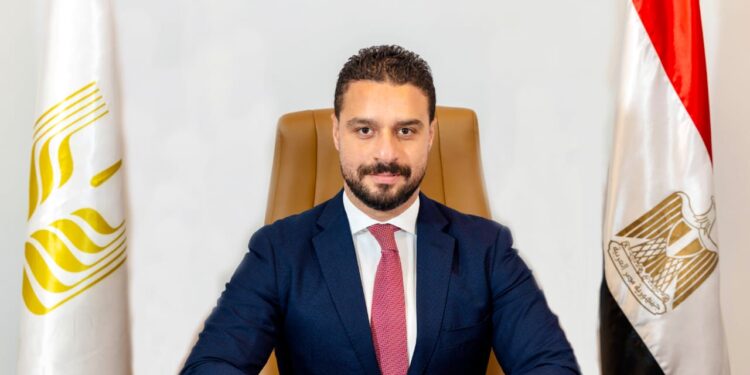 سراج عبد الفتاح رئيس مجموعة تطوير الأعمال والمبيعات: البنك الزراعي المصري يستهدف زيادة حصته السوقية بالتركيز على التجزئة المصرفية والتوسع في القاهرة الكبرى والمحافظات