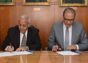 في إطار شراكة استراتيجية بين المؤسستين.. البنك الأهلي المصري ومؤسسة أخبار اليوم يوقعان عقد تأجير مخازن بمدينة السادس من أكتوبر