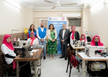 بنك قناة السويس يواصل دعمه المجتمعي.. ويتبرع بماكينة ليزر لمؤسسة أمنية مصر للتنمية لدعم الصم وضعاف السمع