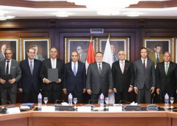 البنك الأهلي المصري يشارك في مبادرة “افتح حسابك في مصر” للمصريين العاملين بالخارج التي أطلقها البنك المركزي المصري ووزارة الخارجية والهجرة