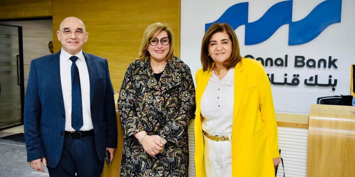 احتفالاً بشهر المرأة.. بنك قناة السويس يُنظم سلسلة معارض لموظفاته وتجربة تجمع بين التسوق والترفيه ويوزّع هدايا تذكارية تقديرًا لدورهن